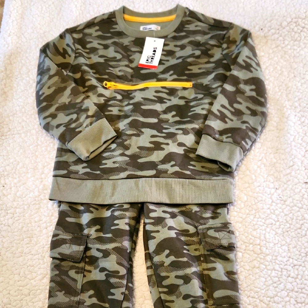 Epic Threads Kids Camo Sweatshirt and Pants Set 2 Pc